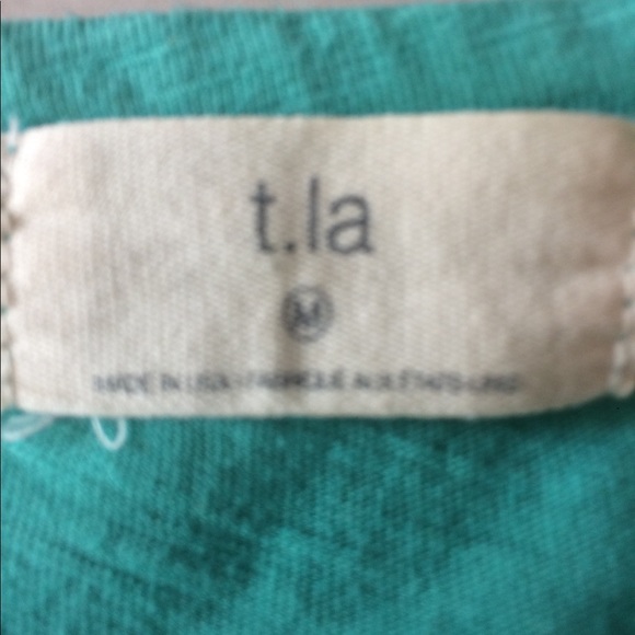 T.la - Picture 2 of 4